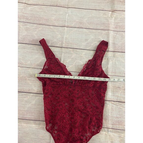 Victoria Secret Women's Red Sheer Lace Teddy - Medium - Picture 5 of 11